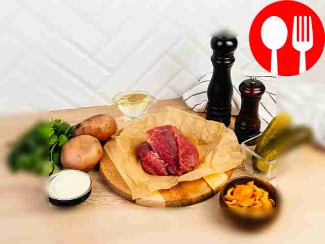 Разложите все продукты на рабочей поверхности,...