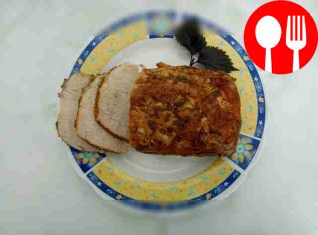 Свиная грудинка в луковой шелухе