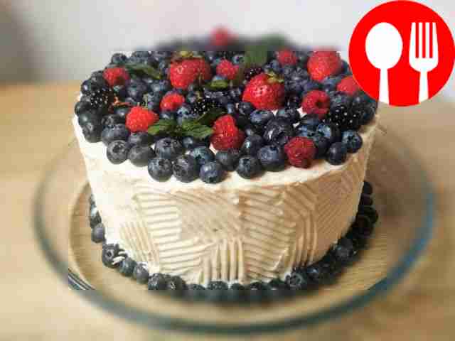 Торт-суфле с голубикой