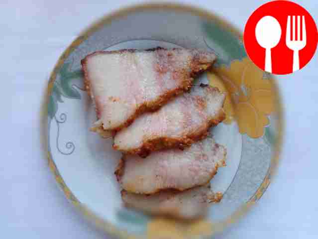 Сало с мясной прослойкой, запеченное в духовке