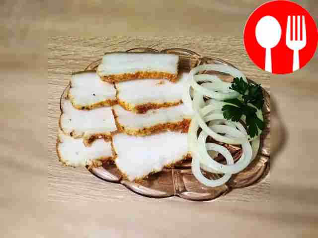 Ароматное сало с молотым кориандром