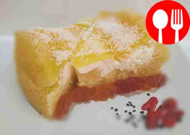 Бархатный торт-суфле с ананасами