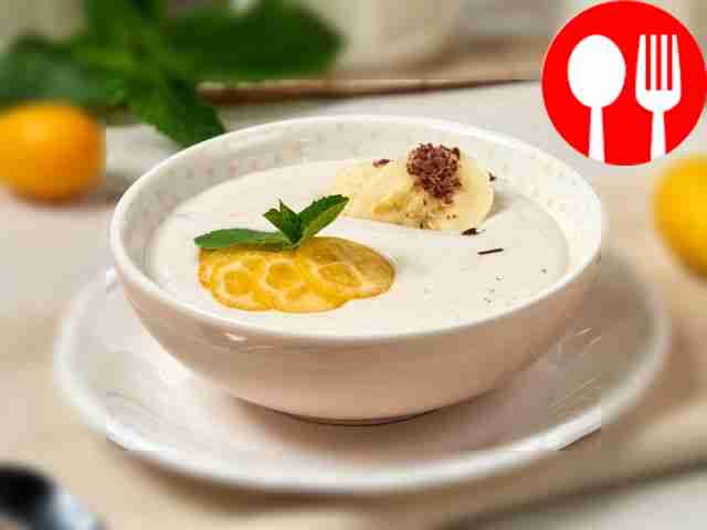 Йогурт с бананом