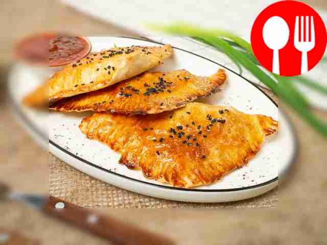 Самса с курицей в духовке