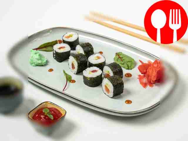 Суши с семгой