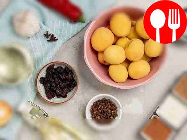 Подготовьте ингредиенты для абрикосового...