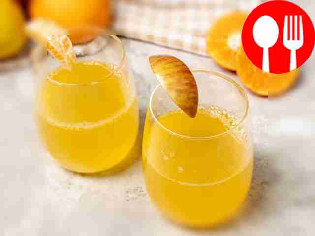 Компот из мандаринов и яблок