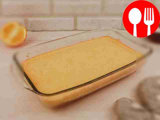 Запекайте бисквит 20–25 минут.