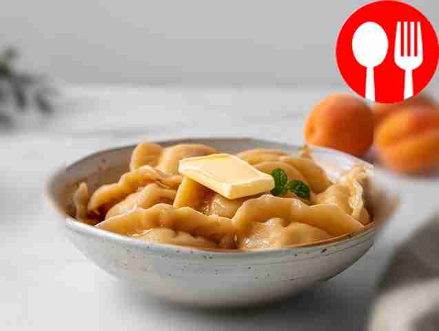 Летние вареники с абрикосами