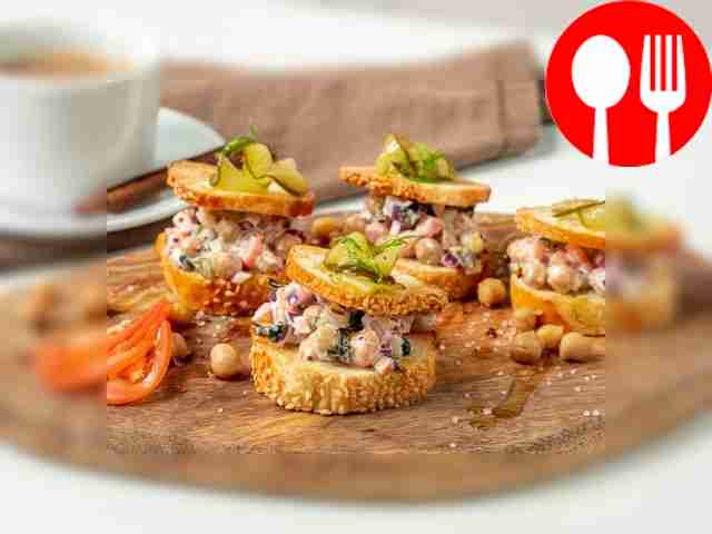 Багет с консервированным нутом