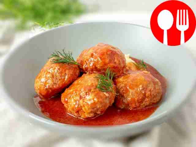 Ежики с томатной пастой