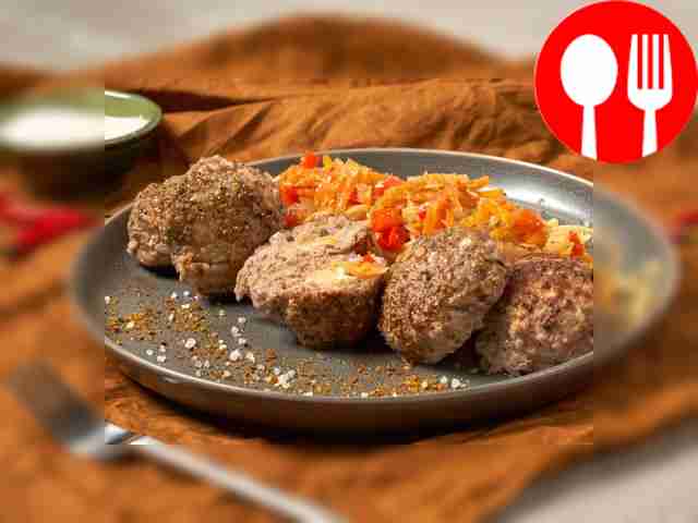 Ежики с маринованными помидорами