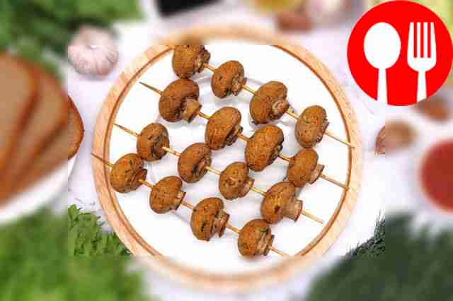 Шашлычки из шампиньонов в духовке на шпажках