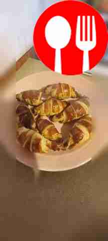 Круассаны с вареной сгущенкой из готового теста