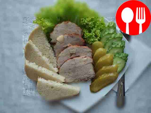 Буженина из свиного мяса с паприкой и ароматным чесноком