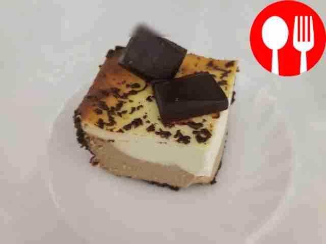 Шоколадный чизкейк с коньяком и капучино