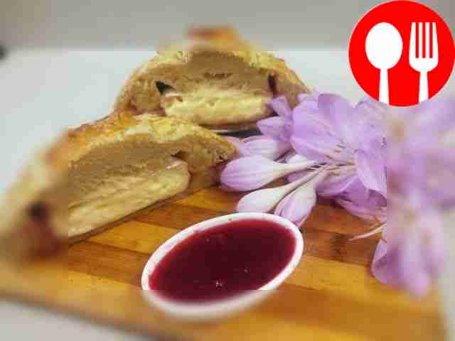 Сытный камамбер с клюквой