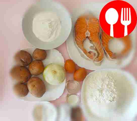 Соберите все ингредиенты и помойте овощи....