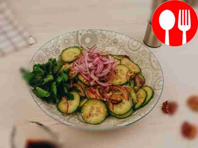 Лёгкий огуречный салат