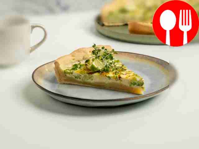 Киш с брокколи и брынзой