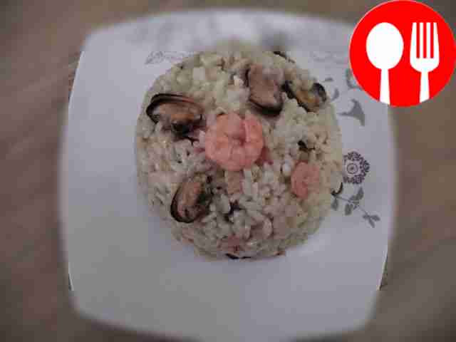 Вкусный рис с морепродуктами