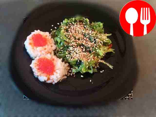 Полезный салат с водорослями чука