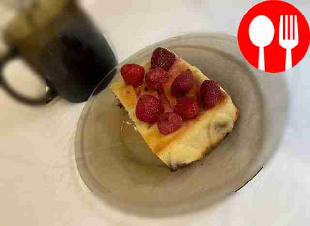 Пирог с замороженной клубникой