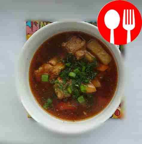 Порции украсьте свежей зеленью. При подаче...