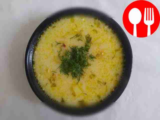 Сырный суп с копченой курицей