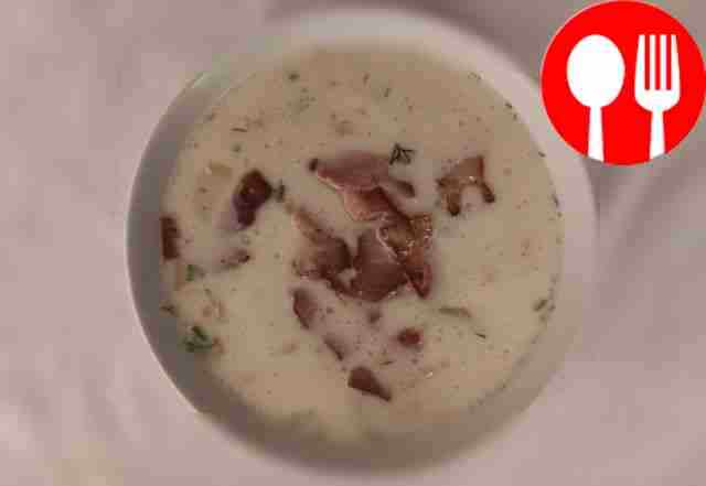 Нежный сырный суп с беконом