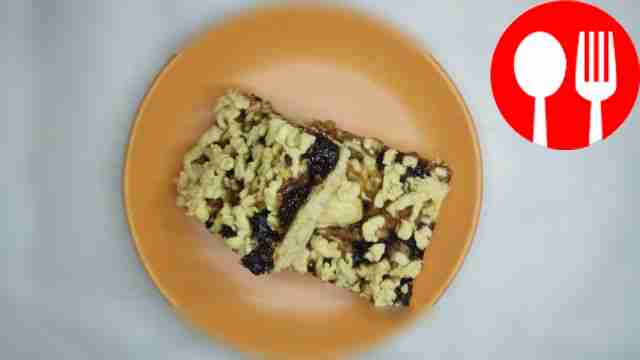 Быстрый пирог с вареньем