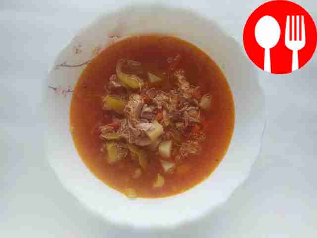 Томатный суп с филе индейки