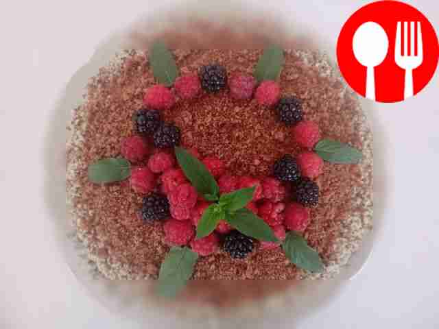 Ореховый медовик с корицей