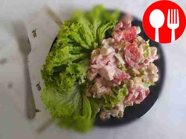 Классический салат «Цезарь» с курицей