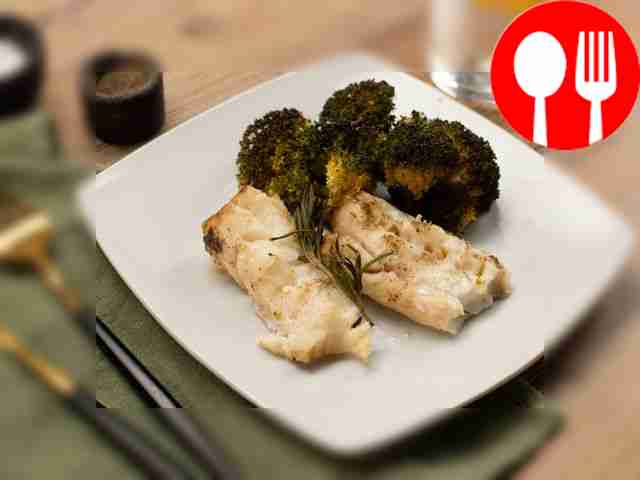 Минтай с брокколи