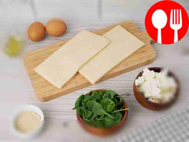 Соберите необходимые продукты. Достаньте тесто...