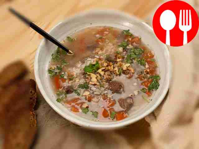 Харчо с говядиной и грецким орехом