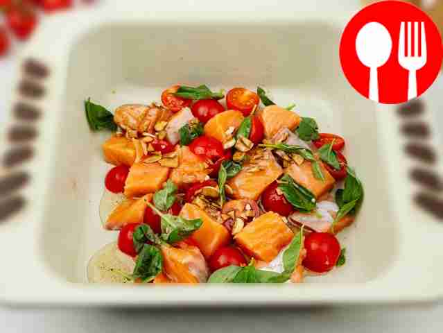 Разогрейте духовку до 180 градусов. Смажьте...