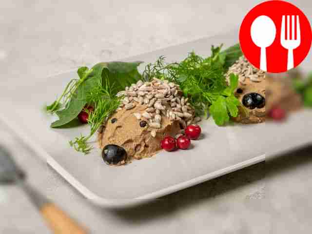 Ежики из паштета