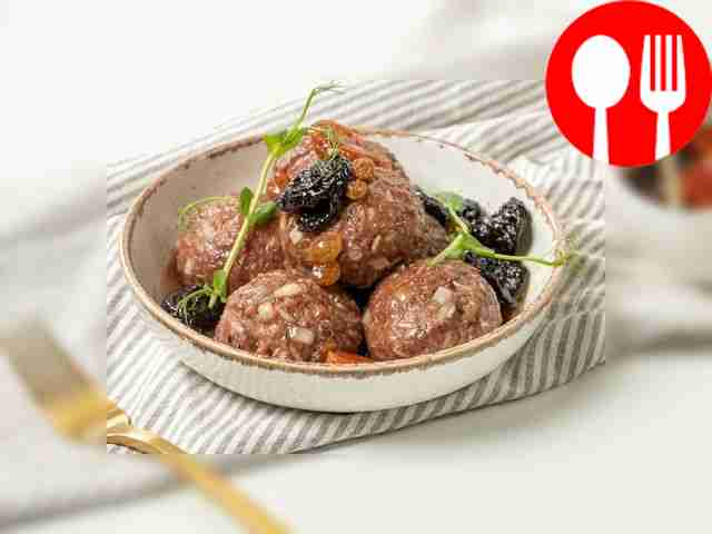 Ежики с сухофруктами