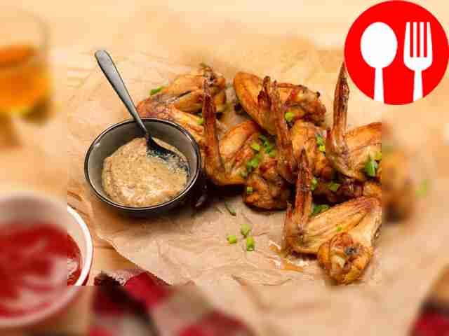 Куриные крылышки в духовке с паприкой