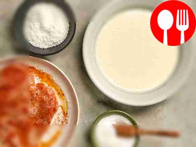 Приготовьте кляр. В блендере соедините яйцо,...