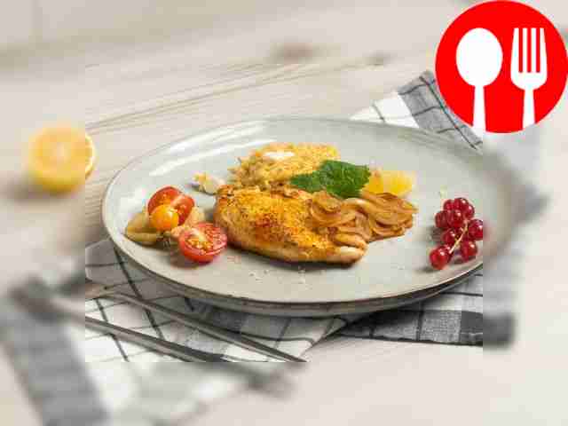 Отбивная с бурым рисом