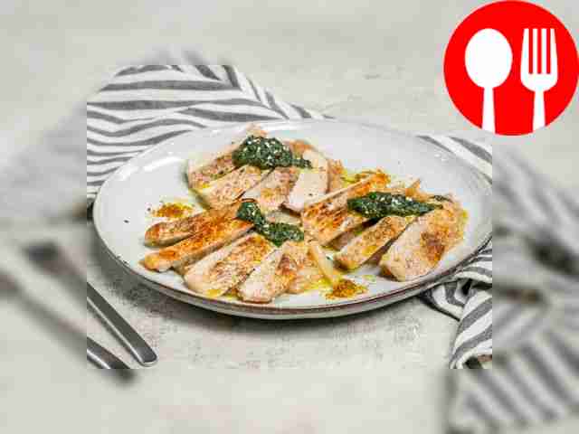 Отбивная с белокочанной капустой