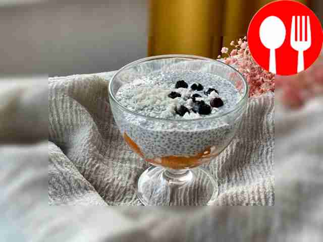 Кокосовый чиа пудинг с абрикосами