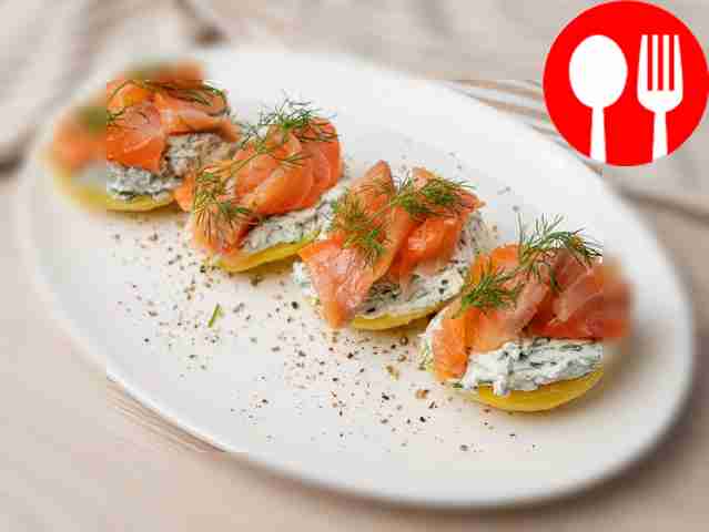 Лодочки из картошки с семгой