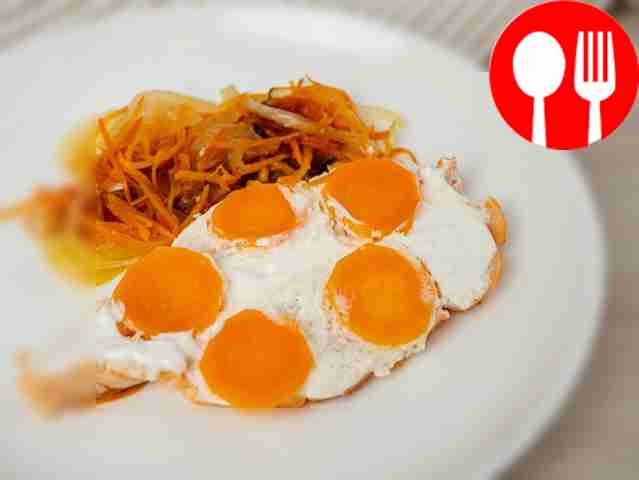 Семга в мультиварке с морковью и луком