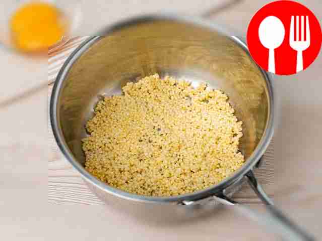 Пока тыква запекается, займитесь пшенной...