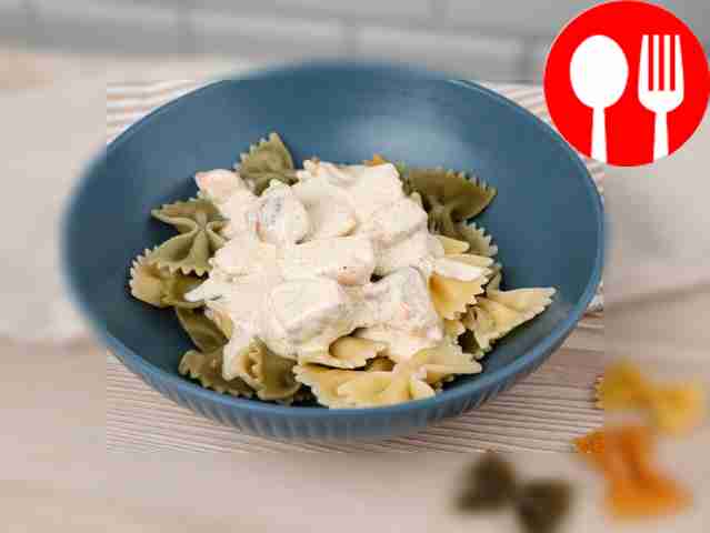 Паста с филе семги в сливочном соусе