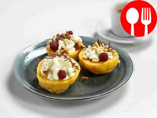 Айва со взбитыми сливками